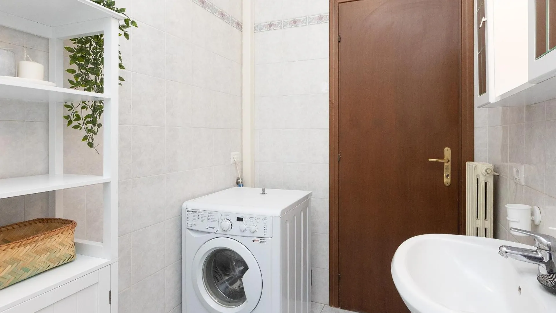 Apartament Pietroburgo By Rental In Rzym