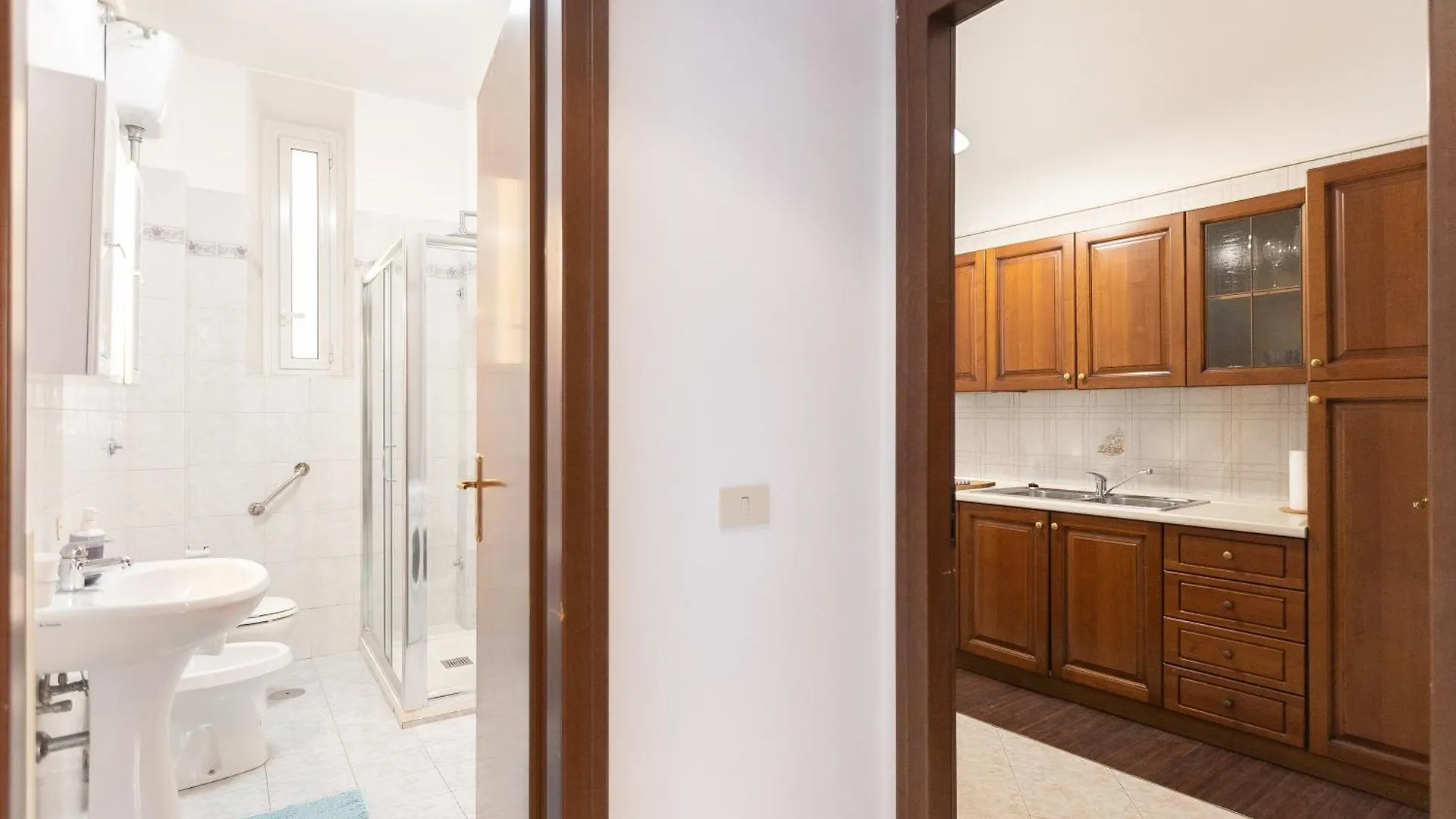 Pietroburgo By Rental In Rzym Apartament