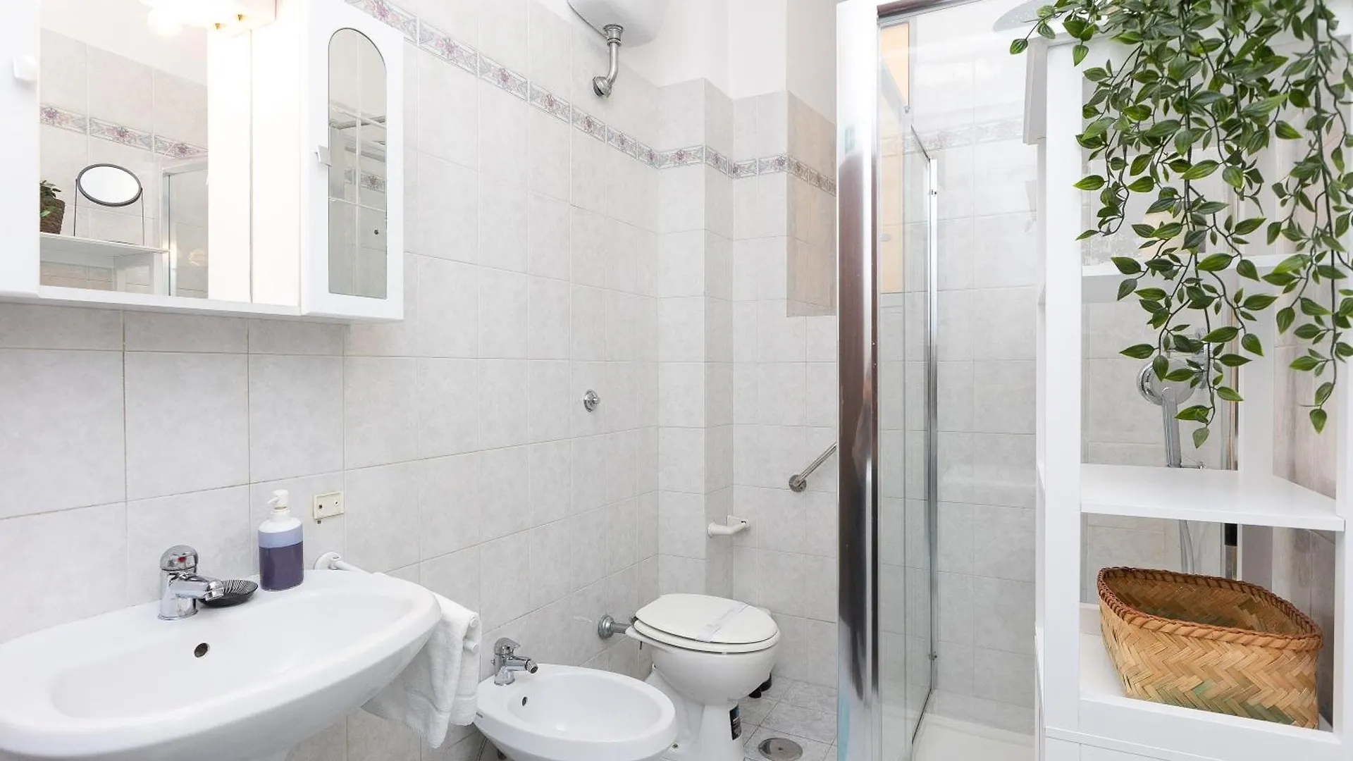 Pietroburgo By Rental In Rzym
