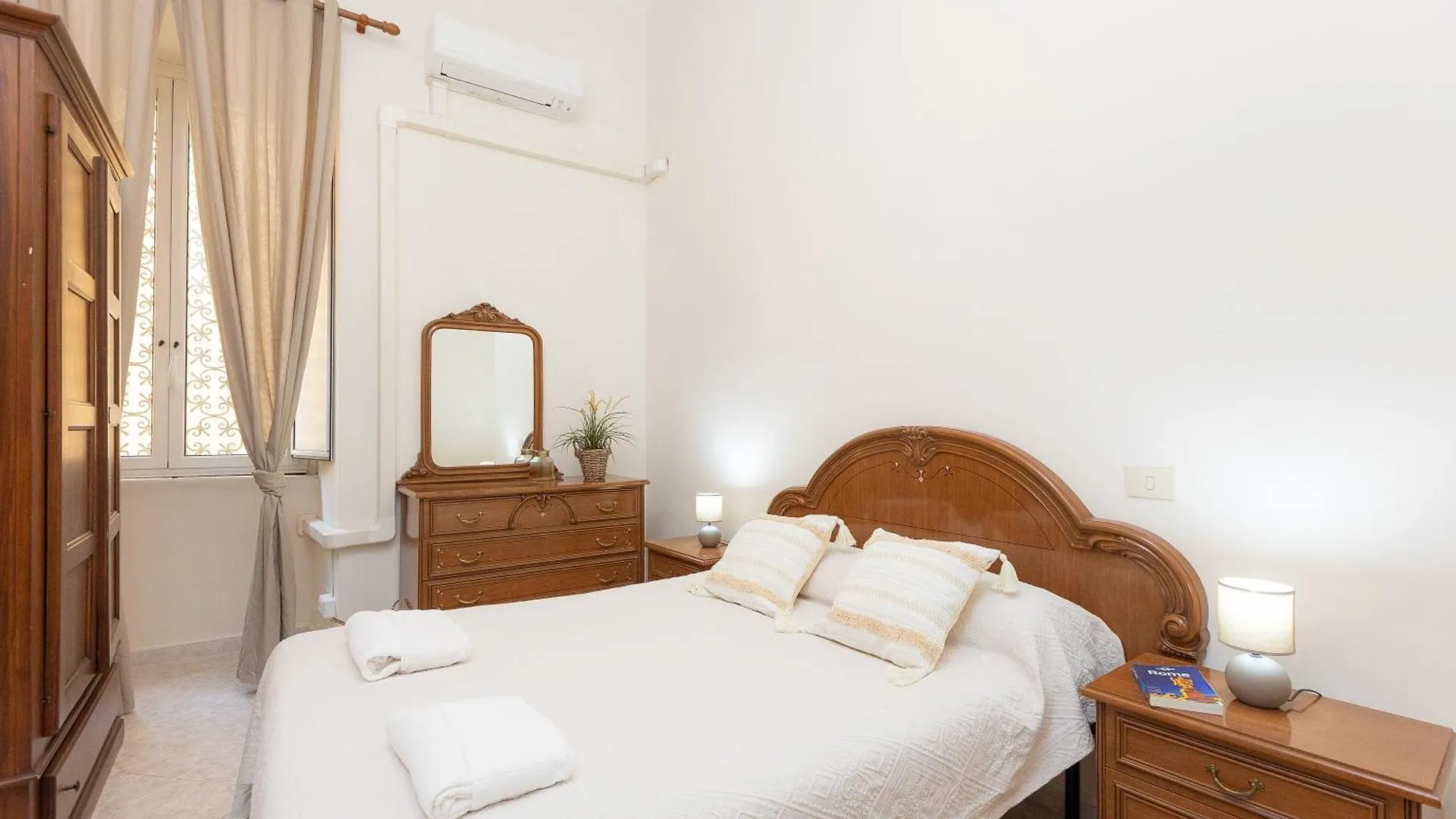 Pietroburgo By Rental In Roma İtalya
